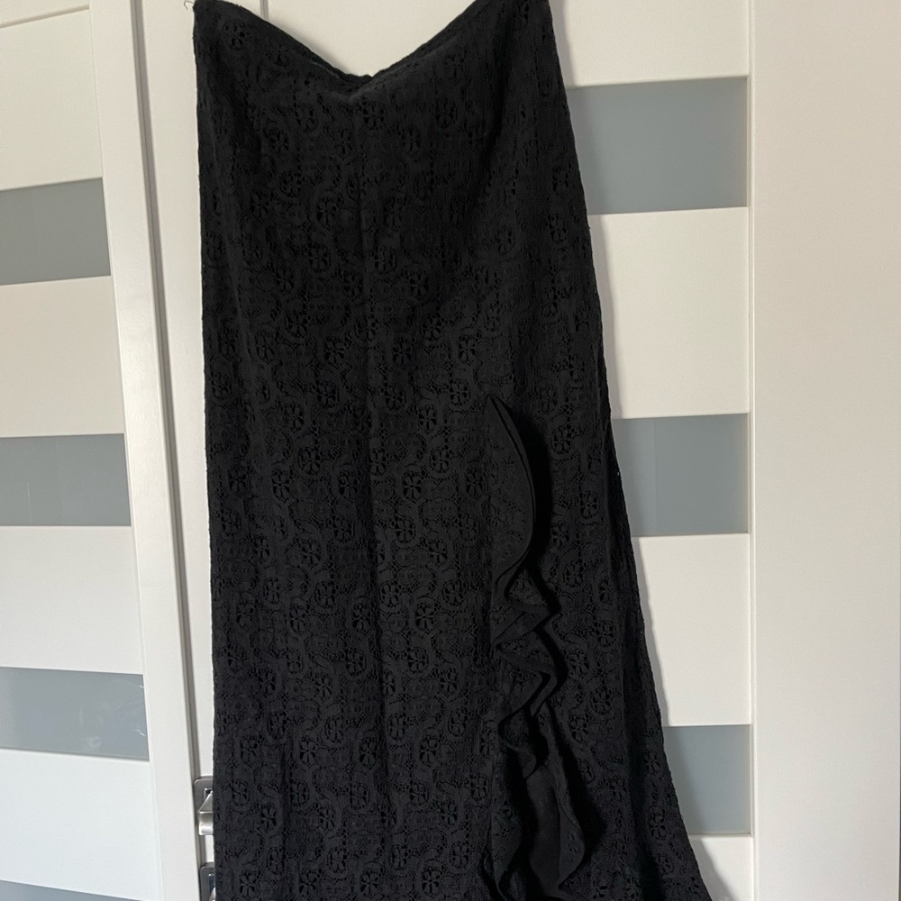 Beautiful black skirt size M
